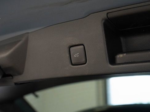 Used 2023 Ford Escape SE image 14