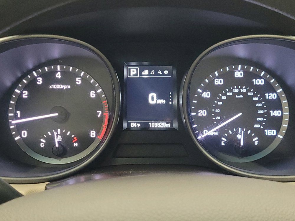 Used 2018 Hyundai Santa Fe Sport w/ 2.4L Value Package 02 FWD image 23