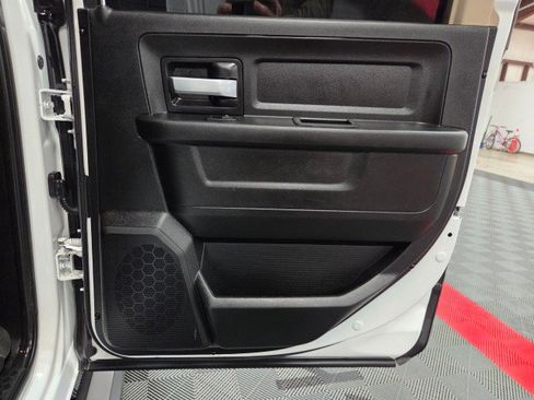 Used 2019 RAM 3500 Tradesman image 35