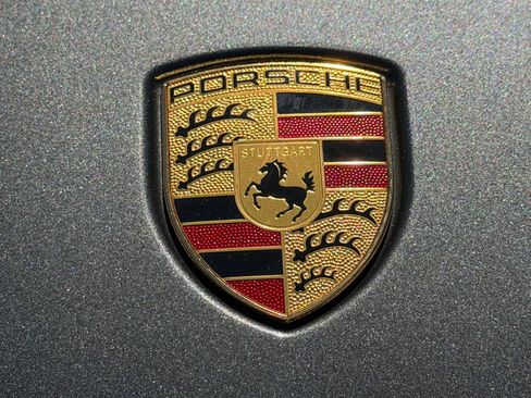 Certified 2023 Porsche Cayenne AWD/4WD image 11
