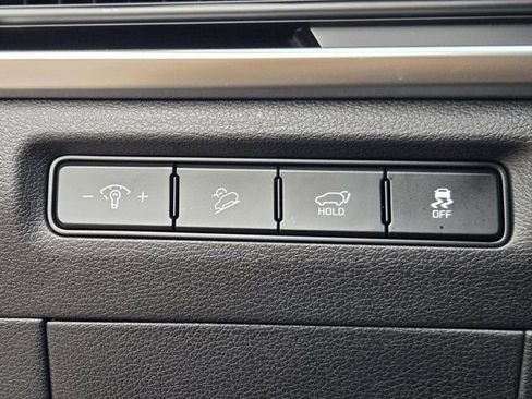 Certified 2025 Kia Telluride S image 22