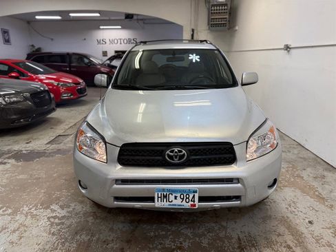 Used 2007 Toyota RAV4 Limited image 4
