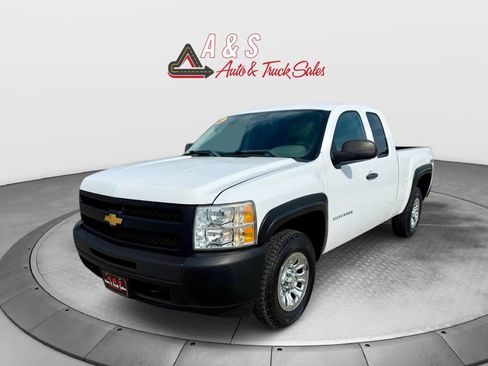 Used 2012 Chevrolet Silverado 1500 W/T image 2