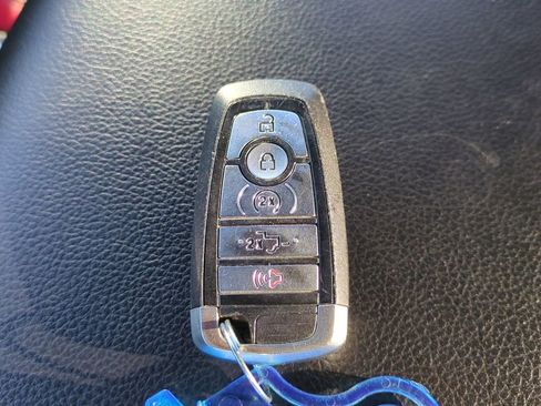 Used 2019 Ford F150 Lariat w/ Equipment Group 502A Luxury image 30