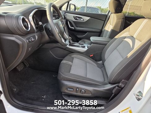 Used 2024 Chevrolet Blazer LT w/ Convenience Package FWD image 6