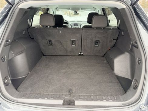 Used 2023 Chevrolet Equinox LT image 26