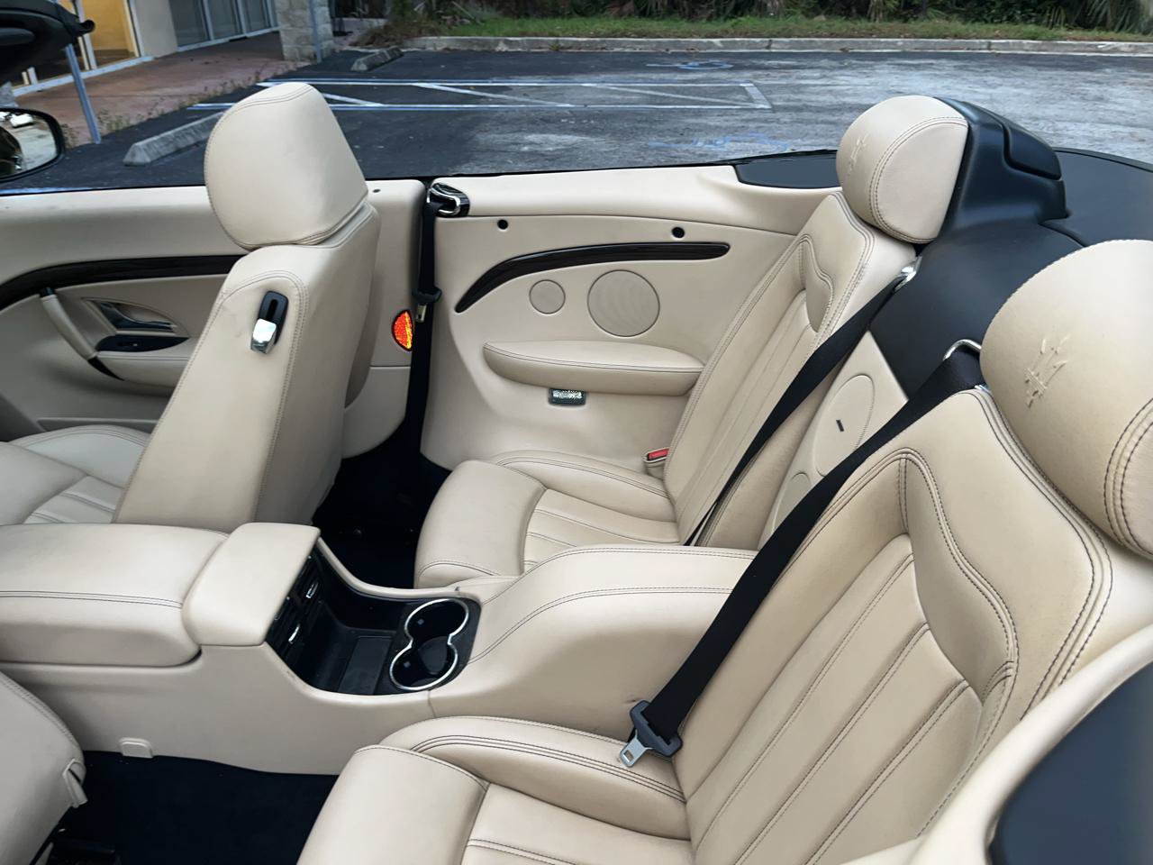Used 2012 Maserati GranTurismo Convertible RWD image 32