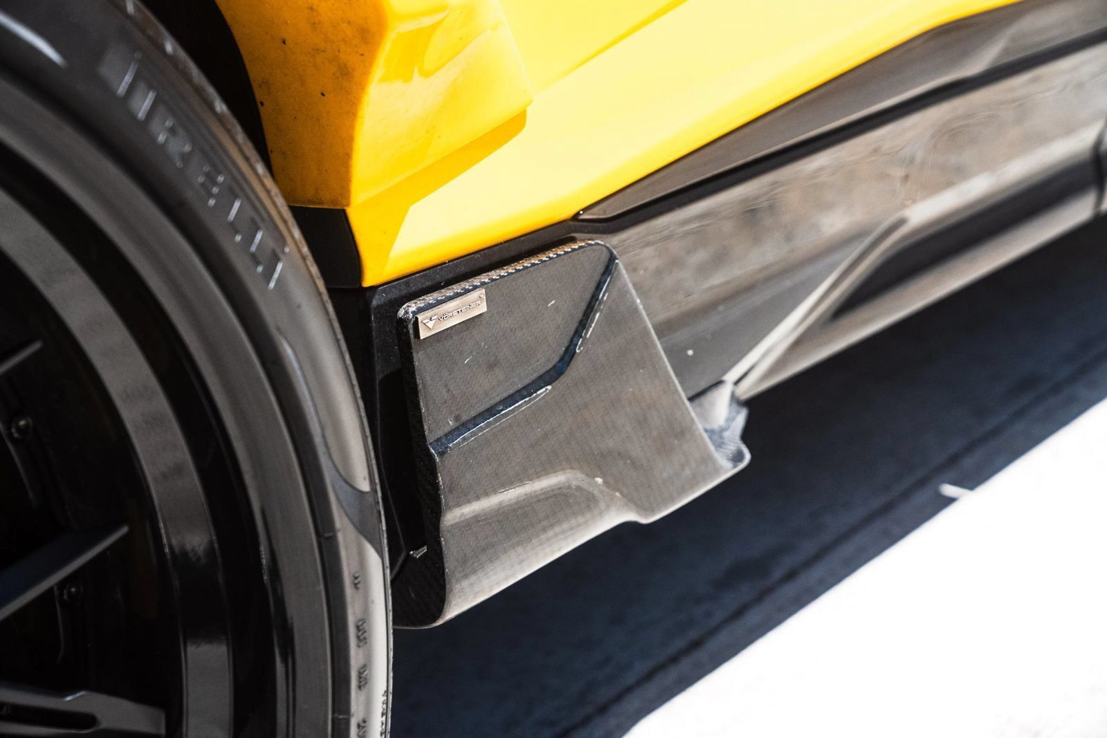 Used 2021 Lamborghini Urus AWD/4WD image 21
