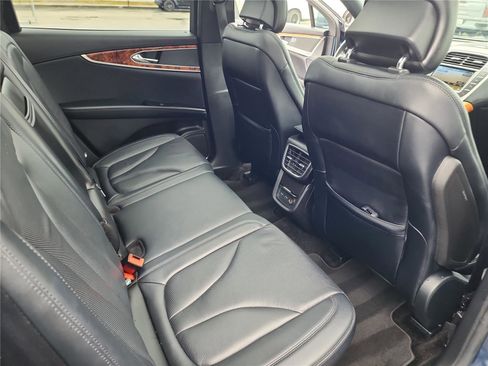 Used 2018 Lincoln MKX Reserve image 20