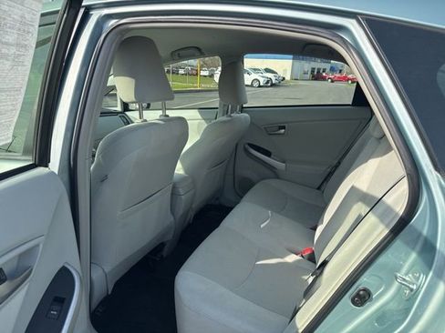 Used 2015 Toyota Prius Three image 6
