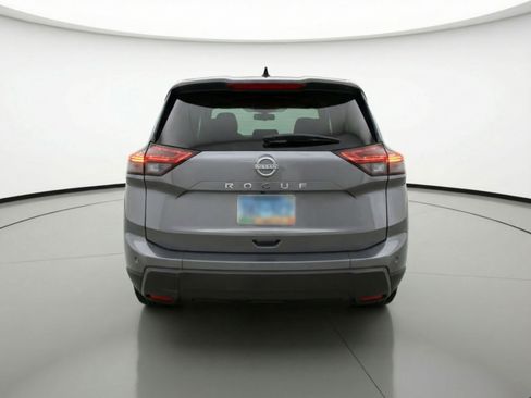 Used 2025 Nissan Rogue SV image 7