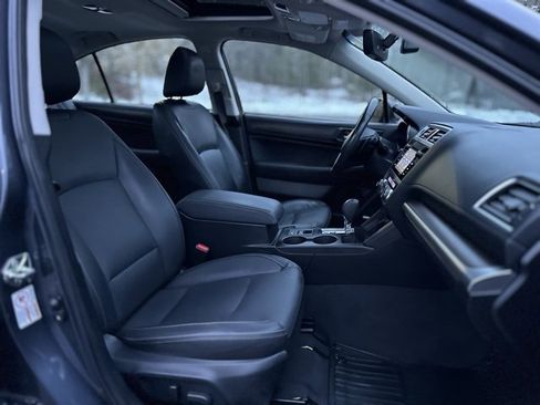 Used 2017 Subaru Legacy 2.5i Limited image 23