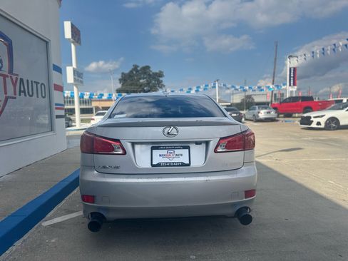Used 2009 Lexus IS 250 image 19