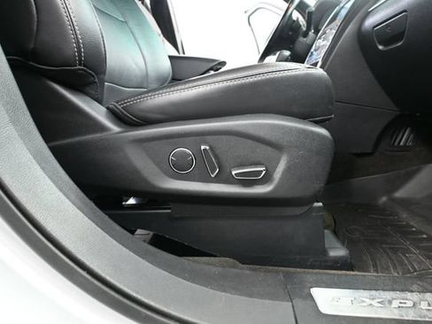 Used 2017 Ford Explorer Limited AWD/4WD image 48