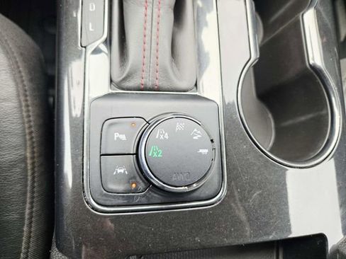 Used 2020 Chevrolet Blazer RS AWD/4WD image 27