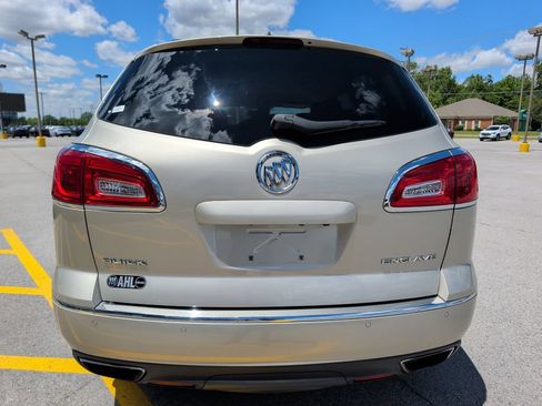 Used 2016 Buick Enclave Leather FWD image 6