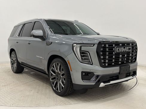 Used 2026 GMC Yukon Denali Ultimate AWD/4WD image 7