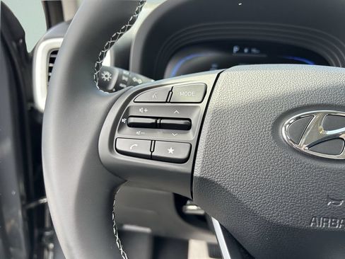 New 2026 Hyundai Venue SEL FWD image 27