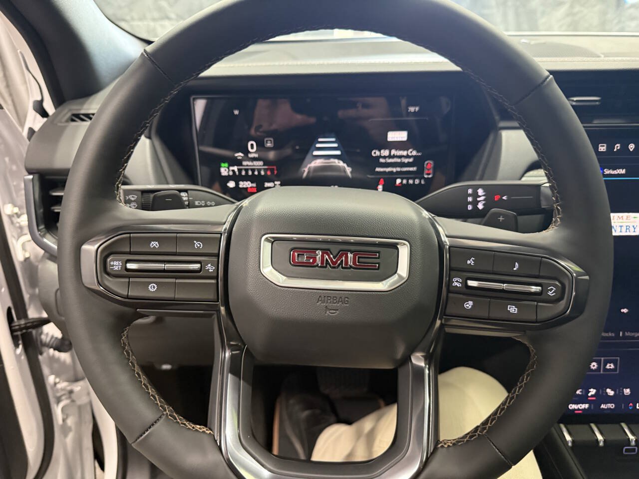 Used 2026 GMC Terrain AT4 w/ Convenience Package III AWD/4WD image 20