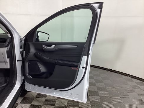 Used 2023 Ford Escape Active w/ Tech Pack #2 image 8