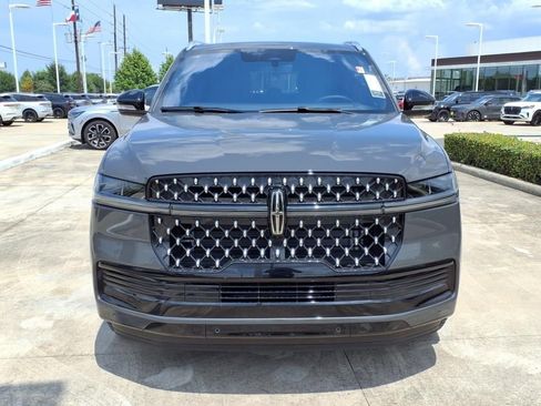 New 2025 Lincoln Navigator Black Label AWD/4WD image 15