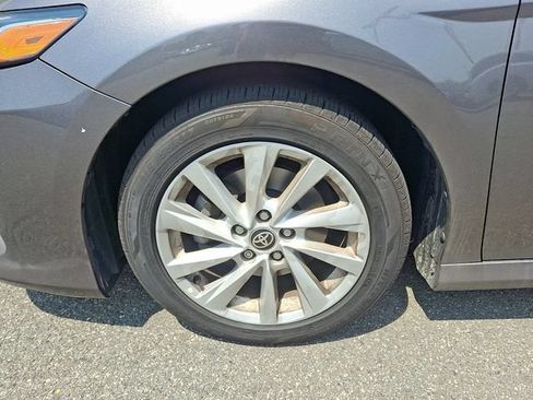 Used 2022 Toyota Camry LE FWD image 8