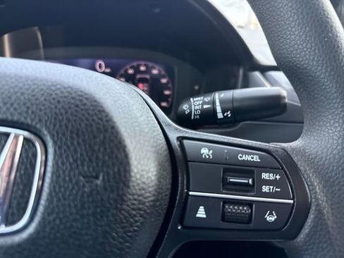 Used 2024 Honda Accord EX image 27