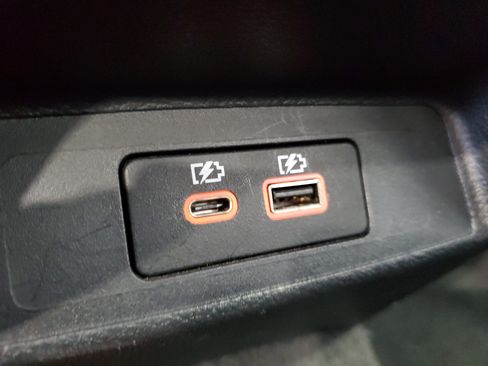 Used 2023 Nissan Altima 2.5 SV FWD image 13