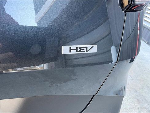 Certified 2025 Kia Sportage LX image 8