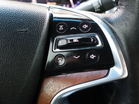 Used 2016 Cadillac XTS Luxury image 30