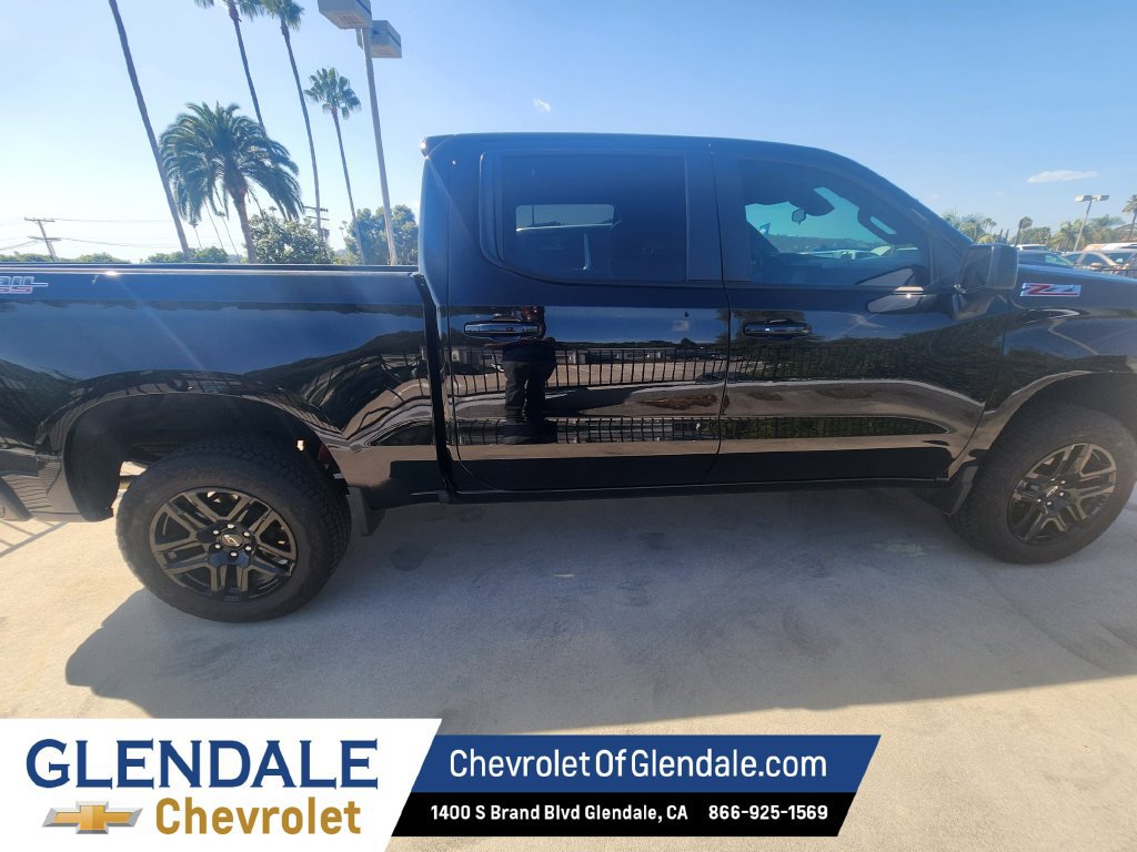 Used 2023 Chevrolet Silverado 1500 LT Trail Boss w/ Protection Package AWD/4WD image 7