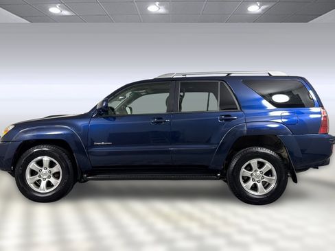 Used 2004 Toyota 4Runner SR5 image 2