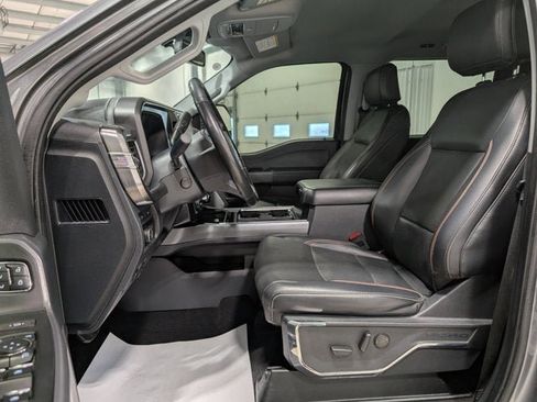 Used 2023 Ford F250 Lariat w/ Sport Appearance Package image 16