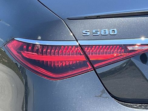 Certified 2023 Mercedes-Benz S 580 4MATIC Sedan image 10