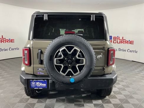 New 2026 Ford Bronco Outer Banks AWD/4WD image 4