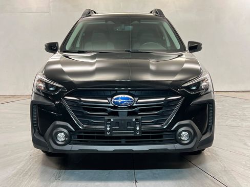 Used 2024 Subaru Outback Onyx Edition AWD/4WD image 9