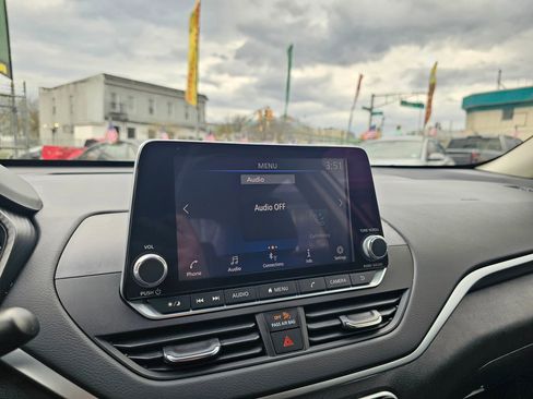 Used 2021 Nissan Altima 2.5 SV image 24