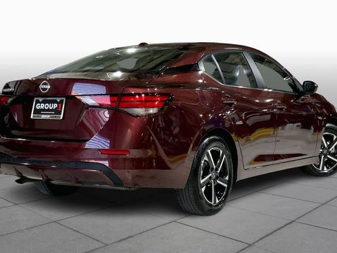 Used 2025 Nissan Sentra SV image 13