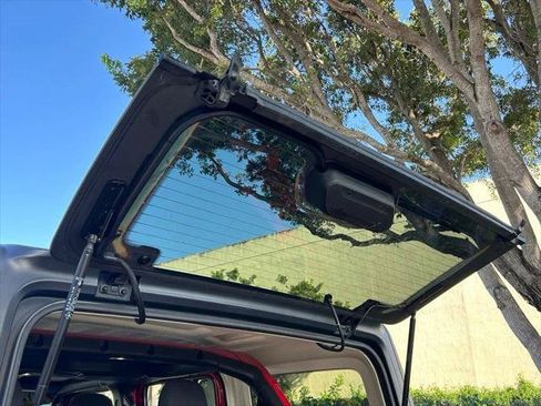 Certified 2022 Jeep Wrangler Unlimited Sport AWD/4WD image 35