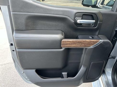 Used 2021 Chevrolet Silverado 1500 High Country image 21