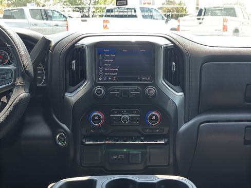 Used 2020 Chevrolet Silverado 1500 LT w/ Texas Edition RWD image 11