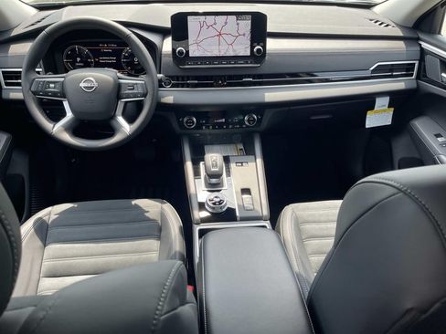 New 2026 Nissan Rogue SL AWD/4WD image 16