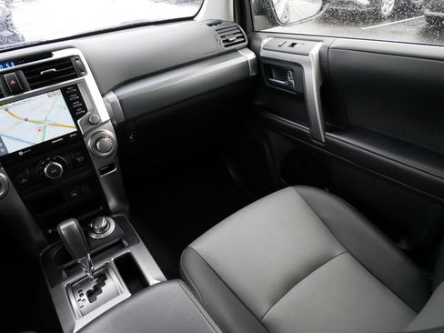 Certified 2022 Toyota 4Runner SR5 Premium w/ Moonroof Package image 11