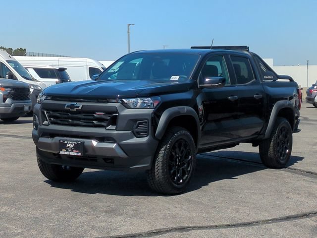 New 2026 Chevrolet Colorado Trail Boss w/ Midnight Edition AWD/4WD image 4