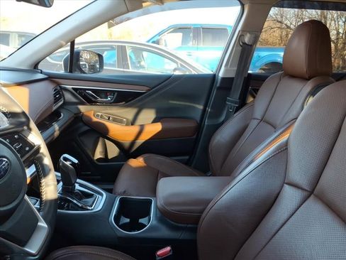 Used 2020 Subaru Outback Touring image 9