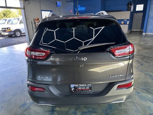 Used 2014 Jeep Cherokee Limited w/ Luxury Group image 11