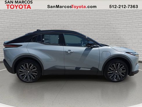 New 2026 Toyota C-HR AWD/4WD image 4
