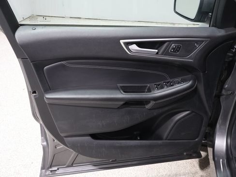 Used 2024 Ford Edge Titanium w/ Equipment Group 301A AWD/4WD image 11