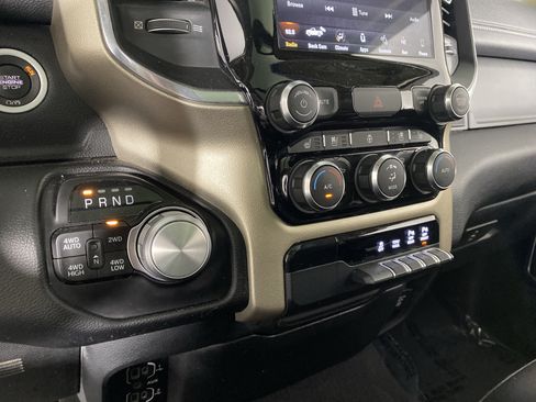Used 2019 RAM 1500 Laramie AWD/4WD image 29