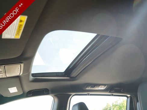 Used 2025 Honda Odyssey Sport-L image 12